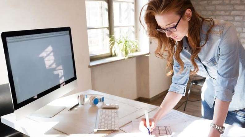 فریلنسر دیزاینر